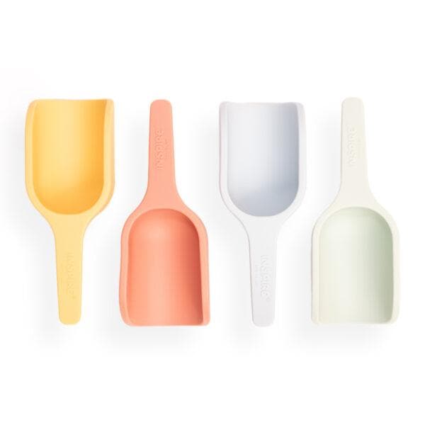 Vier Inspire My Play Mini Scoops in pastelkleuren naast elkaar