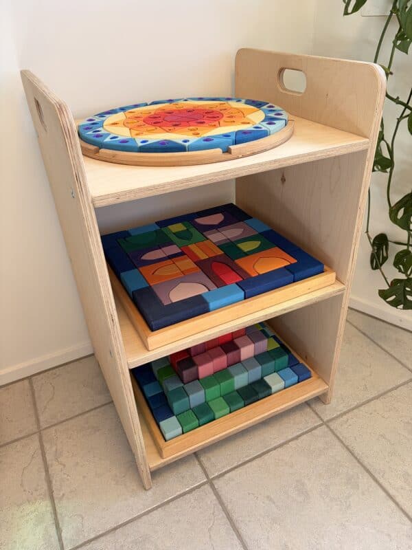 Klimdriehoeken - Montessori Opbergkast