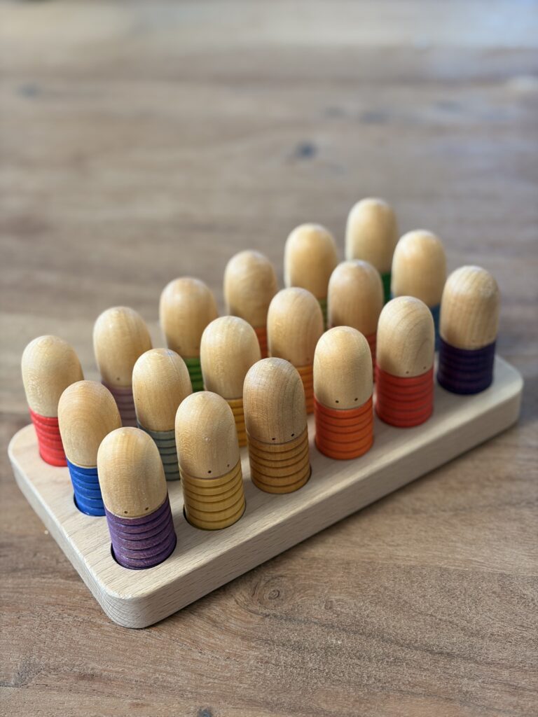 Kleedjesmarkt - Grapat Brots + houten houder | Showroommodel