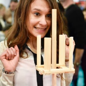 KAPLA Challenge kaarten met modellen en naturel houten plankjes