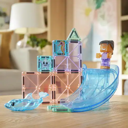 MAGNA-TILES Dolphin Bay – speelopstelling MAGNA-TILES Dolphin Bay speelopstelling met dolfijn, surfer en magnetische tegels