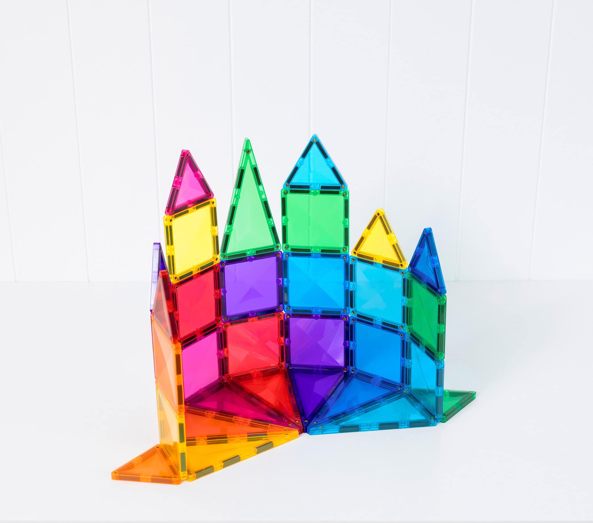 Inhoud Bright Discovery Pack 32 Inhoud van de Connetix Bright Discovery Pack met 32 magnetische tegels