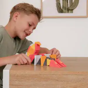 Gedetailleerd fantasiewezen bouwen met Connetix PRO magnetische bouwdelen