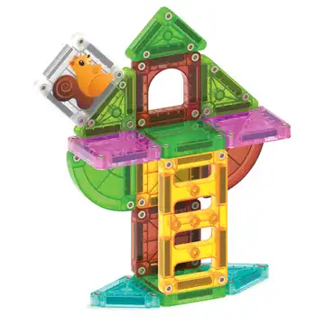 MAGNA-TILES Treehouse – bouwvoorbeeld Bouwvoorbeeld van MAGNA-TILES microMAGS Treehouse met boogramen en bosdetails