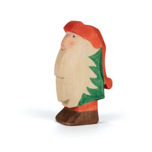 Ostheimer winterkabouter Norbert Ole met rode muts en groene jas, artikel 25203
